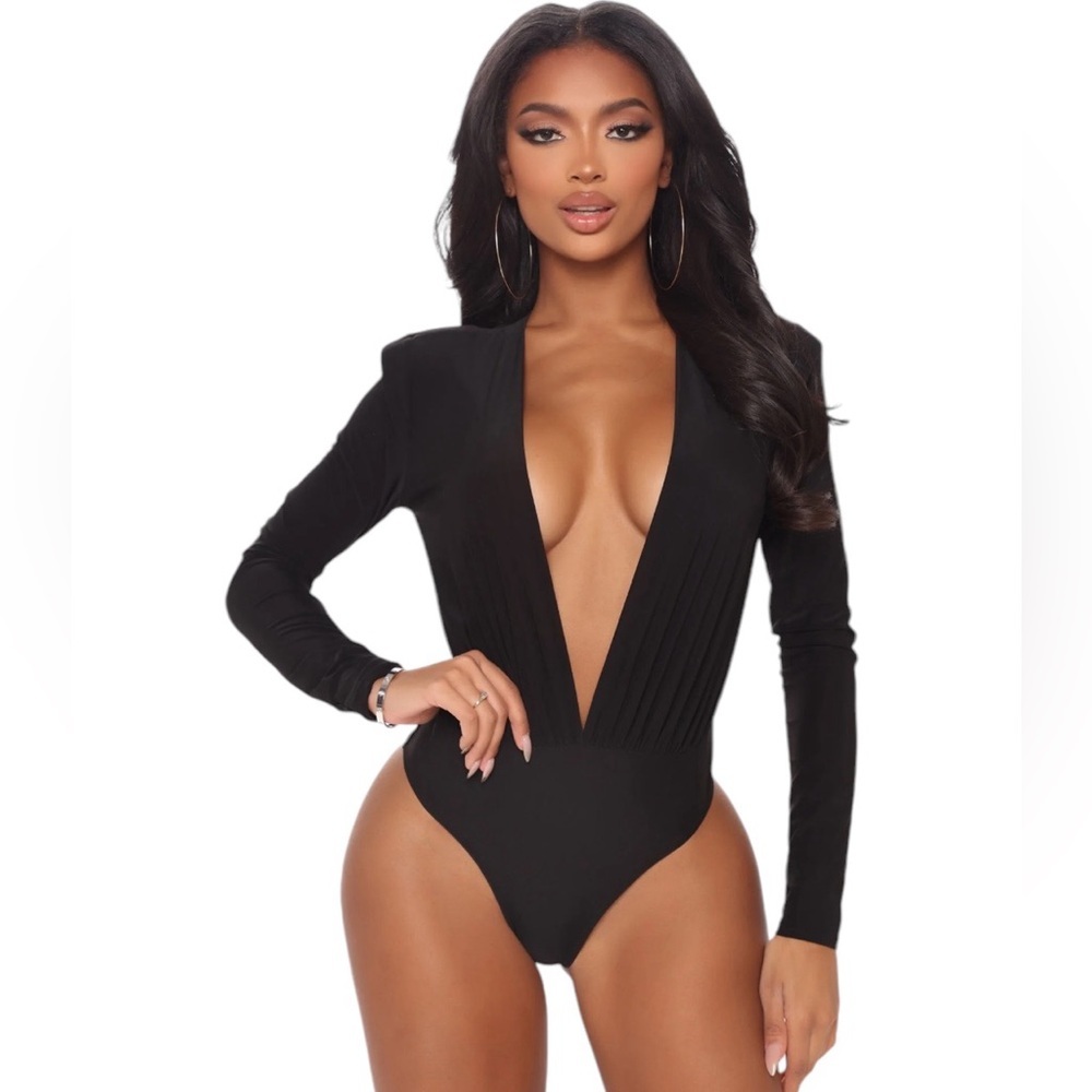 FASHION NOVA BLACK TABLE SERVICE DEEP V Plunge Neck Long Sleeve Bodysuit XS